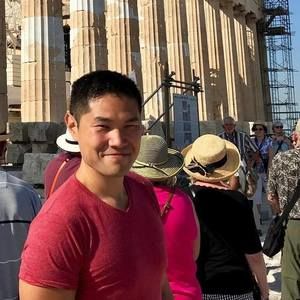 Meet your Posher, Dennis